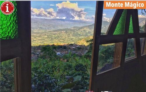 Tamesis House | Monte Mágico