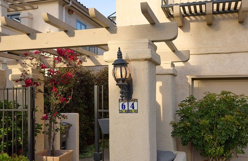 Montecito Condo | Montecito condo, upgraded, steps from Lower Village, Butterfly Beach, & Biltmore