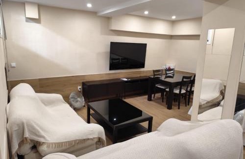 Montequinto Apartment | Montequinto apartamento 50m en Semisótano