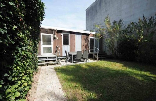 Ahrensburg Apartment | Monteurwohnung mit Terrasse für 7 Personen – WLAN, TV, Küche – Ahrensburg Nähe Hamburg - OD06c