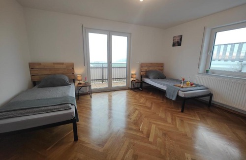 Holzkirch Apartment | Monteurwohnung Sailor 13