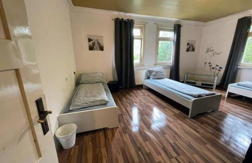 Pforzheim Apartment | Monteurwohnung - Worker's apartment - Pforzheim Belremstraße
