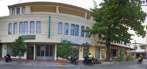 La Dorada Hotel | Monteverde Hotel