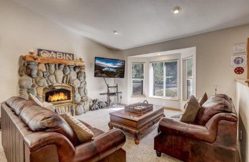 Montgomery Estates House | Montgomery Estates Bliss - Hot tub pets family fun