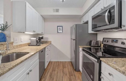 Indian Bayou Condo | Monthly Discounts In The Heart of Destin ! Close To Beach and Restaurants! Dancing Cloud 260