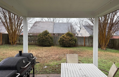 Cordova House | MONTHLY STAYS-Spacious Cordova Home Near Malls and Downtown Memphis