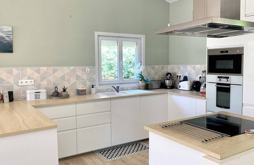 Le Cres Villa | Montpellier-Le Crès, villa, swimming pool, quiet, good location, residential area