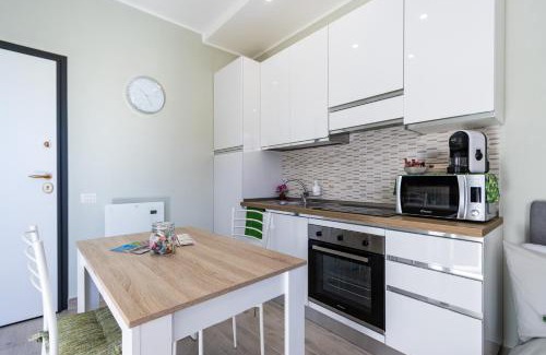 Monza Apartment | [Monza-Station] Wi-Fi e Smart-TV.