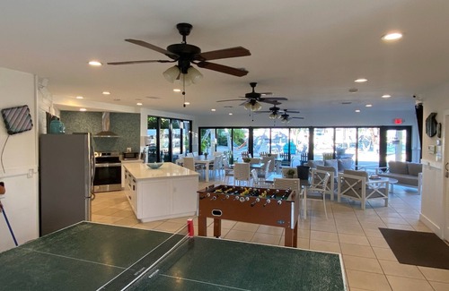 Largo Sound Village Condo | Moon Bay Condo with ammenities for everyone!