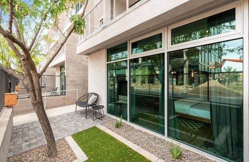 Riverside Apartment | Moon's Studio apartment with Pool