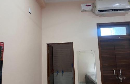 Kanpur Hotel | MOON STAR HOTEl