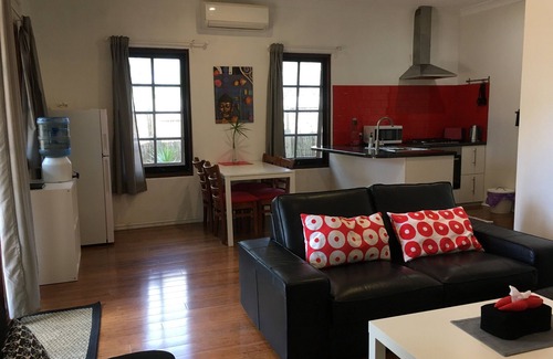 Dunsborough Cottage | Moondah Hacienda Self contained, private villa