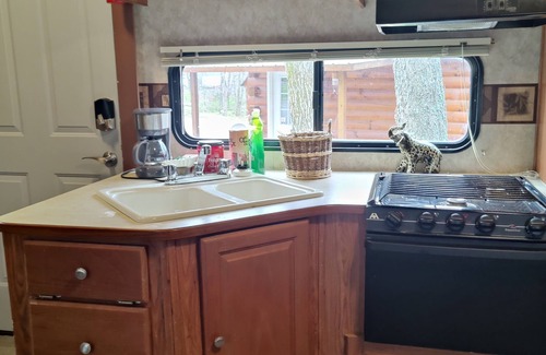 Columbia House | Moonlight (Tiny home - Camper conversion)