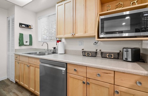 Big Bear Lake Cabin | Moonridge Pines Cabin +Fireplace + 5 min to Summit