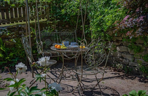 Pickering Cottage | Moor View - sleeps 4 guests in 2 bedrooms