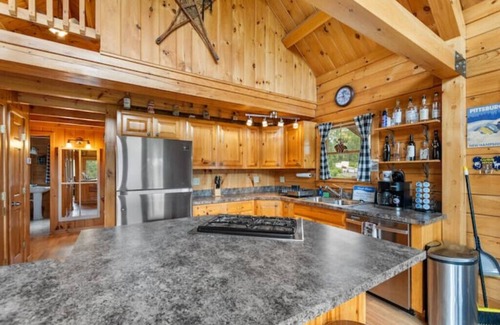 Pittsburg Cabin | Moose Alley American Cabin