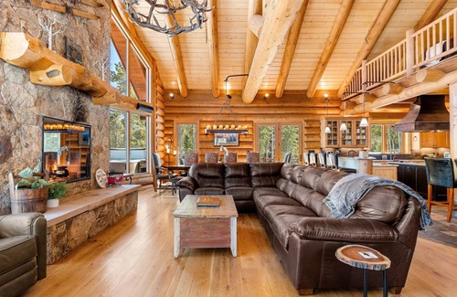 Breckenridge House | Moose Creek Lodge, 5 min to free skier parking