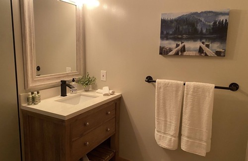 Sterling Apartment | Moose Hollow at Catch’em AK