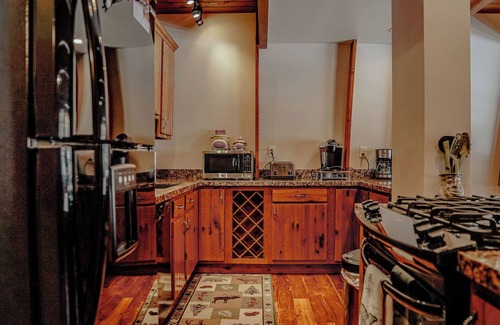 Salt Lake Mountain Resorts House | Moose Manse by Cottonwood Lodging