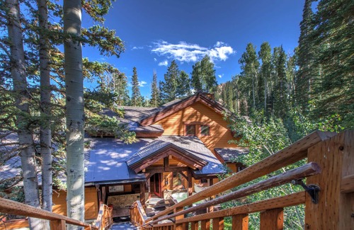 Park City House | Moose Mgmt at White Pine 129: Pvt Estate-Pvt HotTub & Home Theater-Mountain view