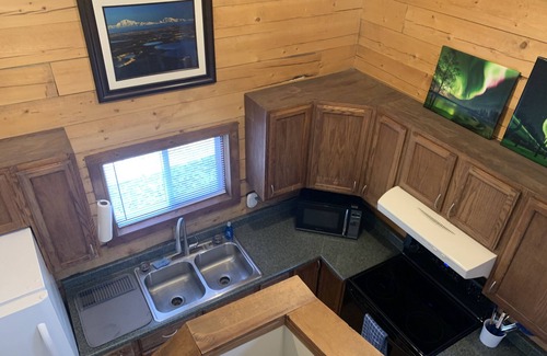 North Pole Cabin | Moose Tracks Cabin in North Pole, Alaska