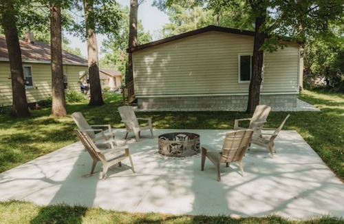 Shawano House | Mooseyard Lodge