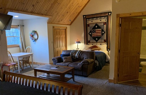 Slaty Fork House | MorningGloryInn.com 5 Star Inn at Snowshoe