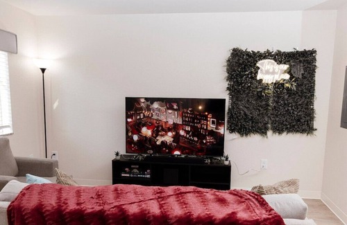 Clegg Apartment | Morrisville TOC · Cozy & Modern + Raleigh | Durham | Chapel Hill