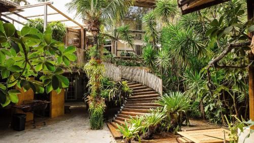 Itacoatiara House | Morro da Luz - Ypê GreenHouse