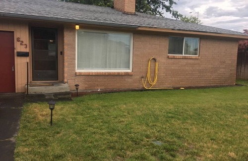 Moses Lake House | Moses Lake Duplex Duex Home 3 Bedrooms 1 Bath