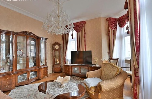 Karlovy Vary Apartment | Moskevska 13
