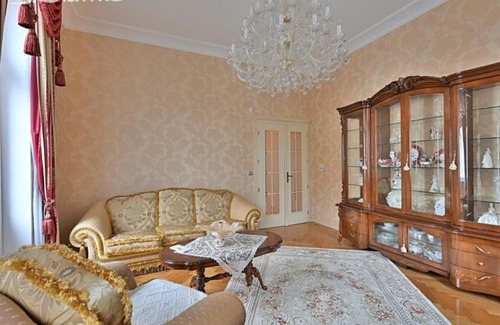 Karlovy Vary Apartment | Moskevska 13
