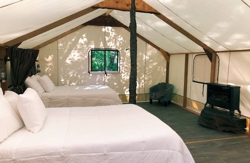 Forks RV Rental | Mossquatch Resort Tent 5- Upgrade your camping experience!