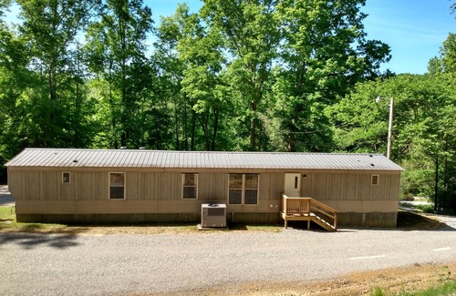 Robbins House | Mossy Ridge- Trail #4, 88 &95 access- 3 bedroom- 6 person home on Brimstone Road