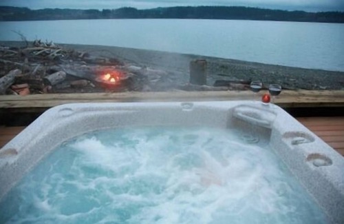 Adelma Beach House | Most Romantic Spot Ever - Beach Hideaway Steps from the Beach