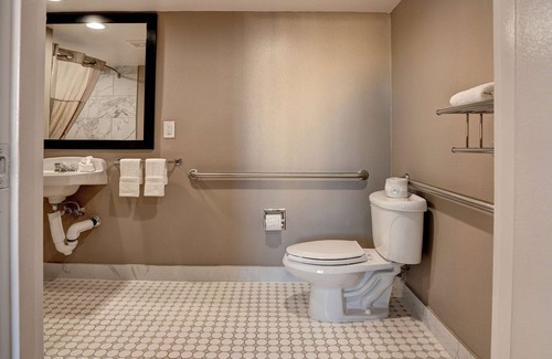 Eureka Hotel | Motel 6 Eureka, CA – Redwood Coast