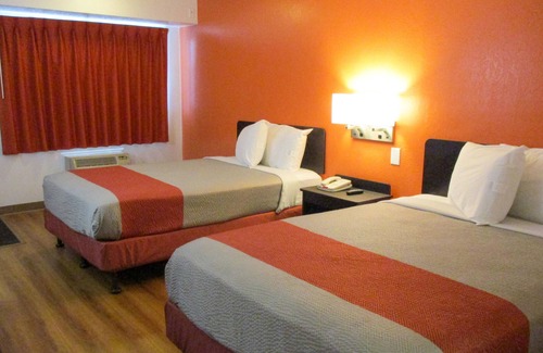 Medical District Hotel | Motel 6 Memphis, TN - Downtown