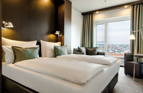 Favoriten Hotel | Motel One Vienna Central Station