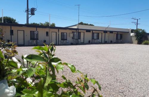Seymour Hotel | Motel Riverbend