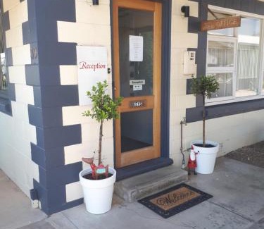 Seymour Hotel | Motel Riverbend