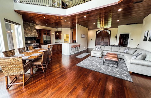 Lansing Cabin | Mount Ever After - Mountain Magic: October in the Carolinas