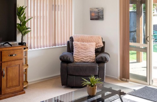 Mount Maunganui House | Mount Holidaze - Mt Maunganui Holiday Home