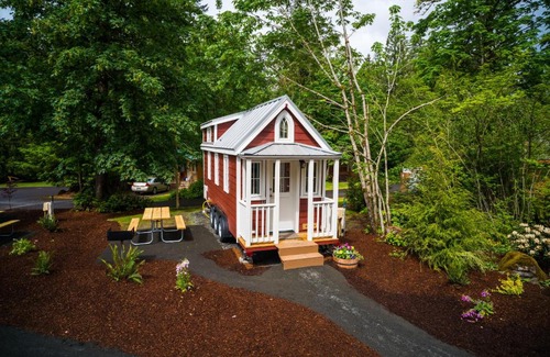 Mount Hood Village House | Mount Hood Village Scarlett Tiny House 3