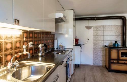 Osco Apartment | Mountain apartment in picturesque Osco (Casa Marusca)