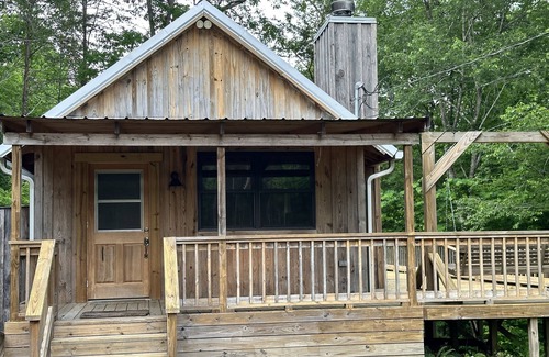 Piedmont Cabin | Mountain Cabin on the Chief Ladiga Bike Path, Terrapin Creek, and Pinhoti Trail