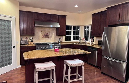 Running Springs Cabin | Mountain Escape: Sleeps Multiple Families with Pool Table & Game Room