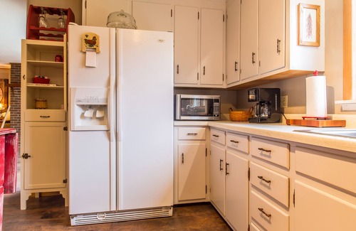 Sylva House | Mountain Living on the Farm by the Creek with Fishing