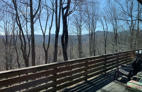 Deep Gap Cabin | Mountain Nature Retreat Near Boone & Blowing Rock