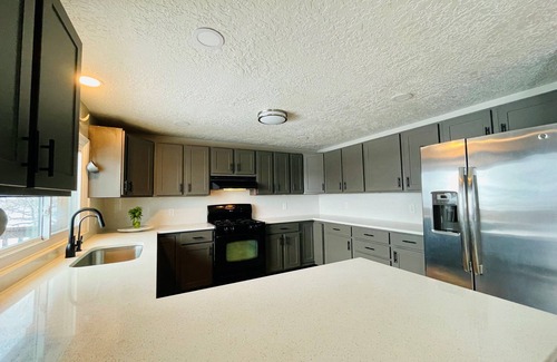 Eden Cabin | Mountain Retreat for skiing, hiking, biking, water sports or relaxing