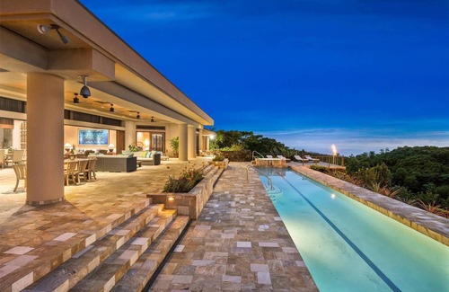 Holualoa House | Mountain Retreat, Ocean views, Pool with Hot tub, Minutes to Kona Town